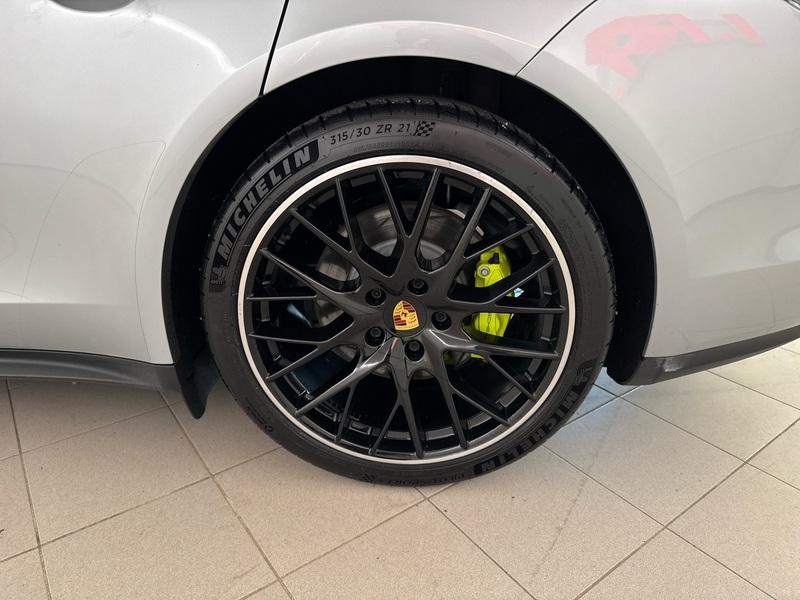 Porsche Panamera vaihtoauto