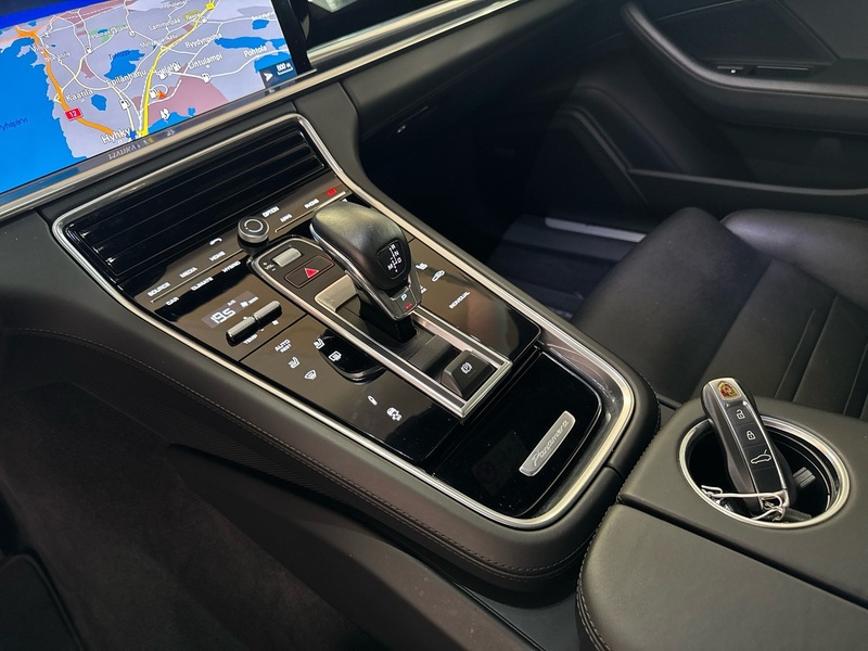 Porsche Panamera vaihtoauto