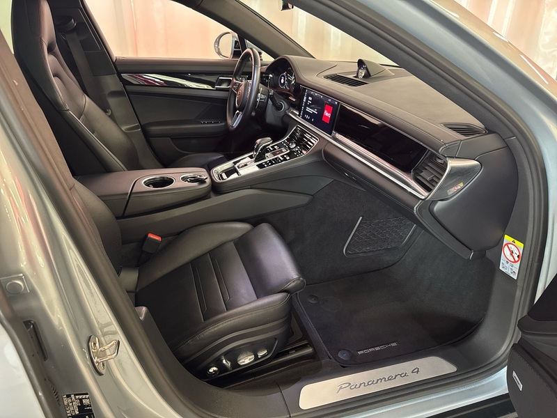 Porsche Panamera vaihtoauto