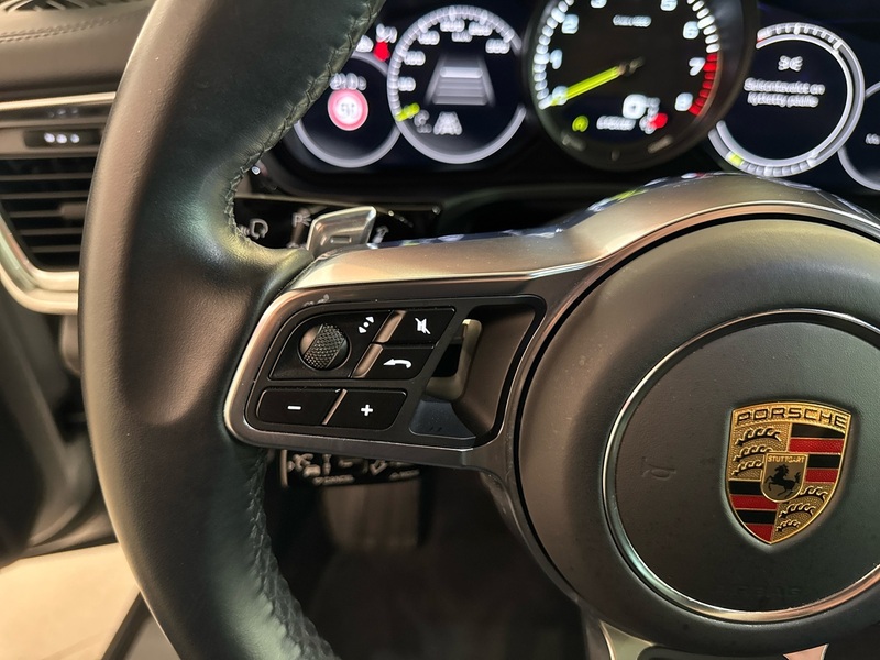 Porsche Panamera vaihtoauto