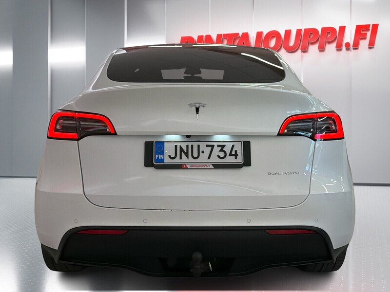 Tesla Model Y vaihtoauto