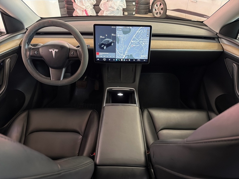 Tesla Model Y vaihtoauto