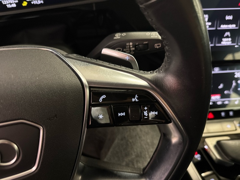 Audi e-tron vaihtoauto