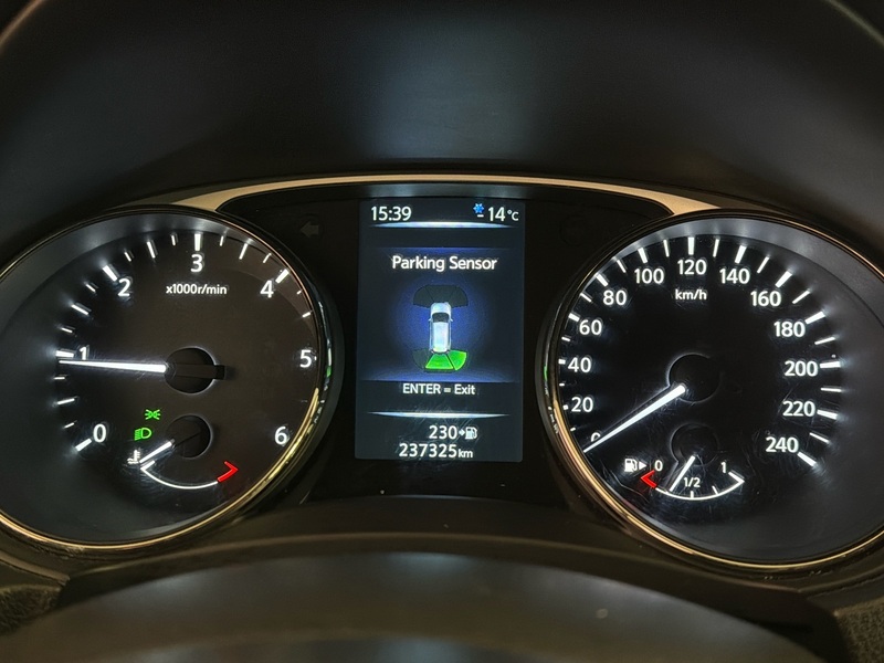 Nissan X-Trail vaihtoauto