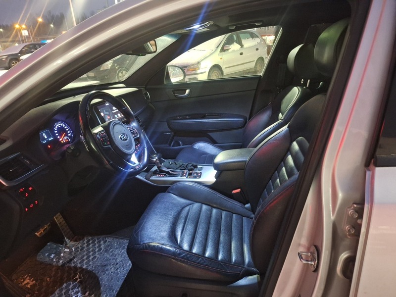 Kia Optima vaihtoauto