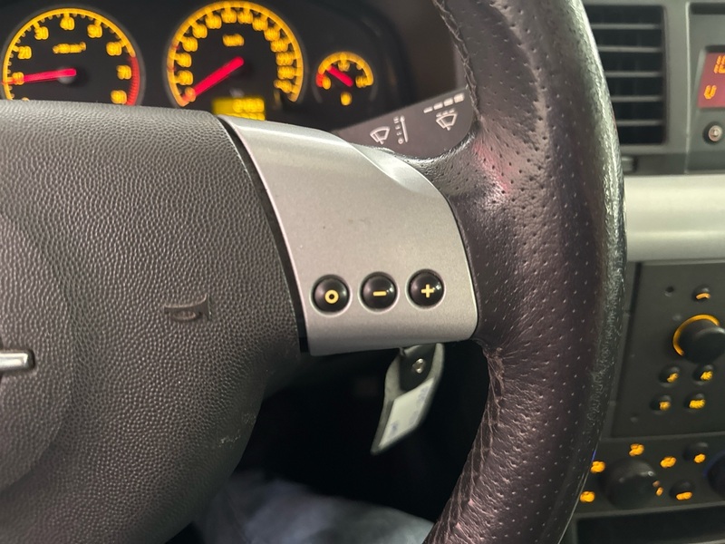 Opel Vectra vaihtoauto