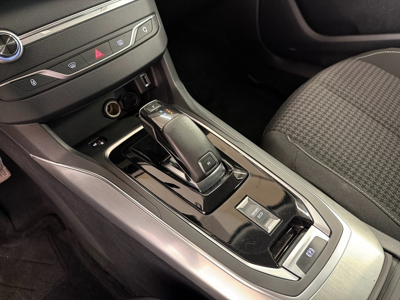 Peugeot 308 vaihtoauto