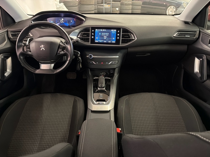 Peugeot 308 vaihtoauto