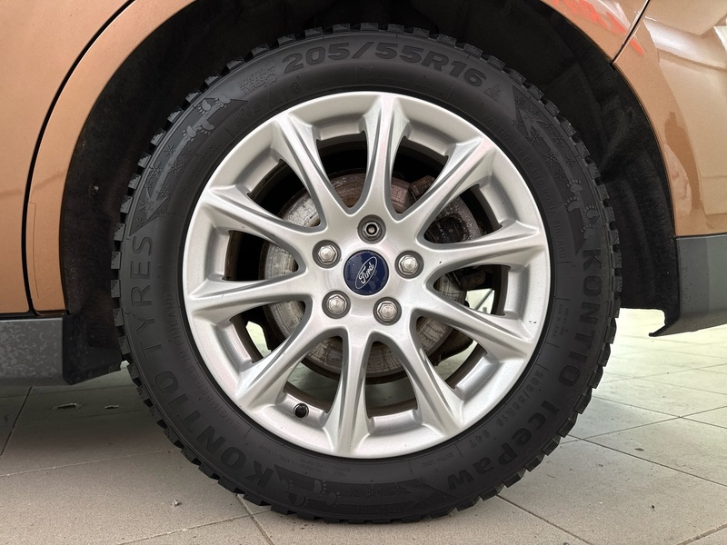 Ford C-MAX vaihtoauto