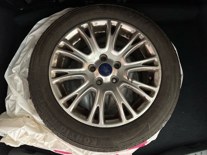 Ford C-MAX vaihtoauto