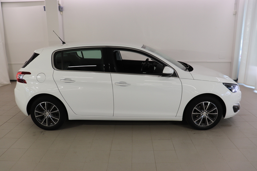 Peugeot 308 vaihtoauto