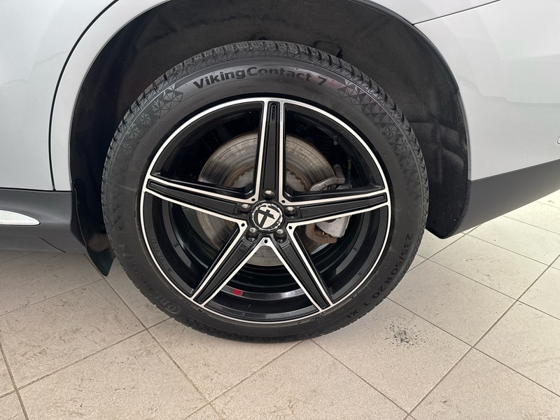 Mercedes-Benz EQC vaihtoauto