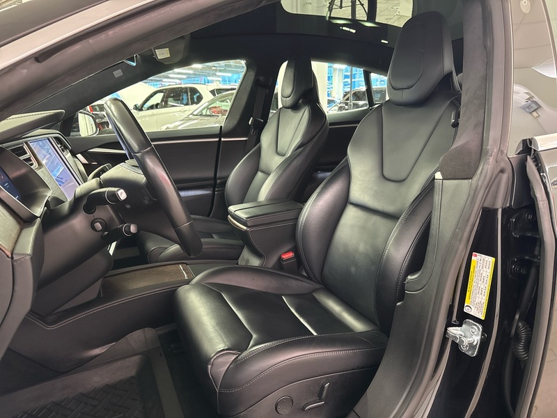 Tesla Model S vaihtoauto