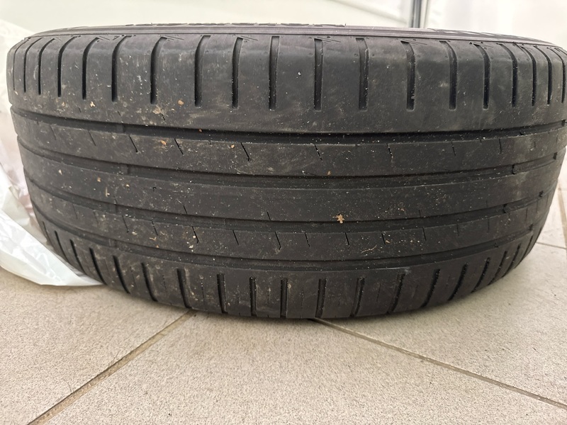 Tesla Model S vaihtoauto