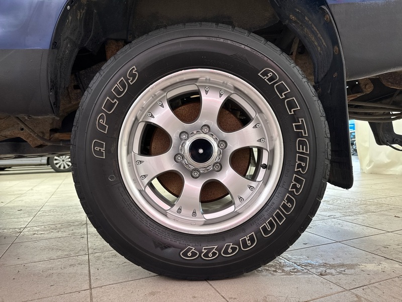 Toyota Hilux vaihtoauto