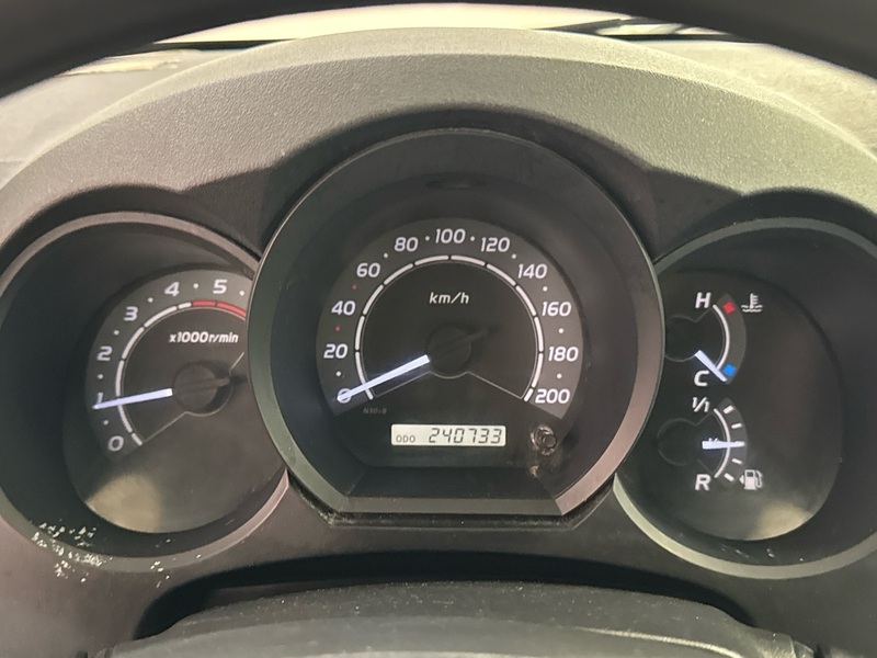 Toyota Hilux vaihtoauto