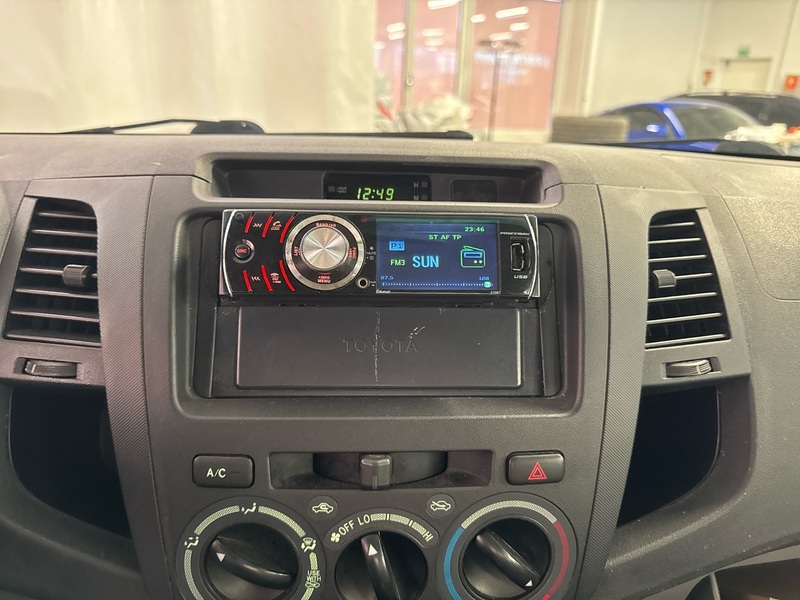 Toyota Hilux vaihtoauto