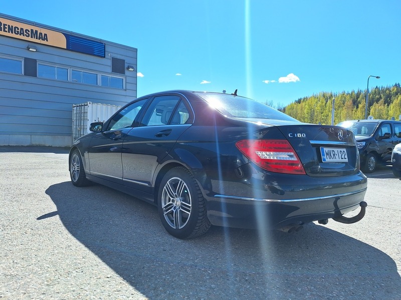 Mercedes-Benz C vaihtoauto