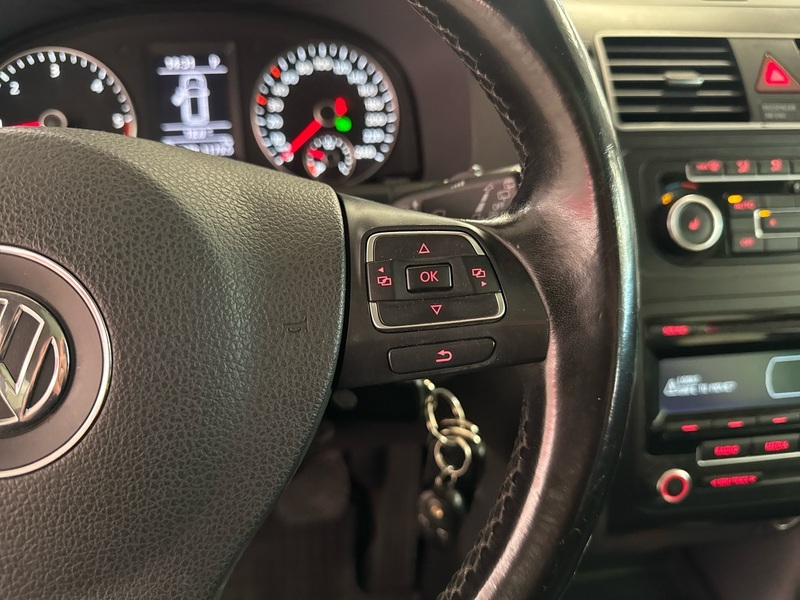 Volkswagen Touran vaihtoauto