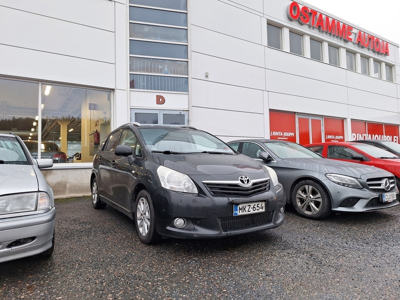 Toyota Verso vaihtoauto