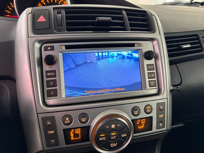 Toyota Verso vaihtoauto