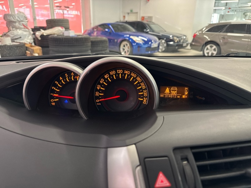 Toyota Verso vaihtoauto