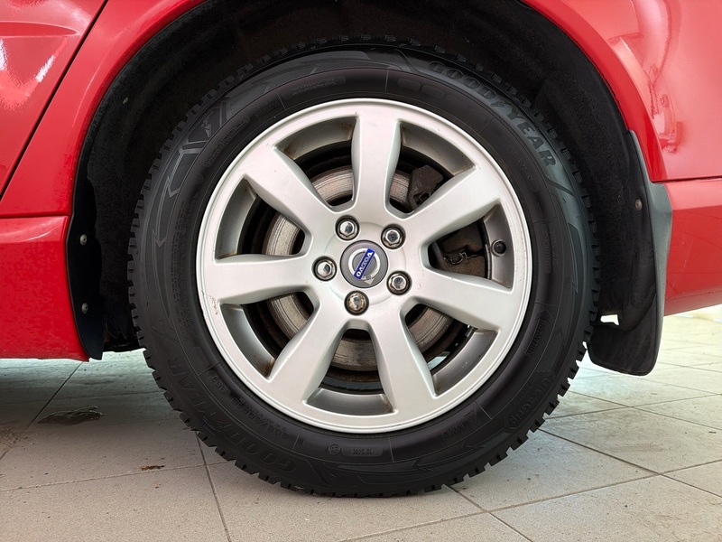 Volvo V70 vaihtoauto