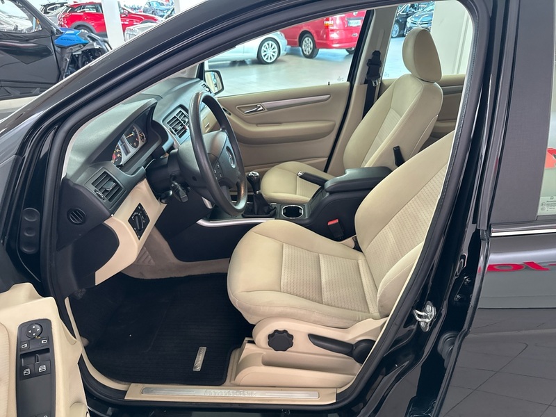 Mercedes-Benz B vaihtoauto