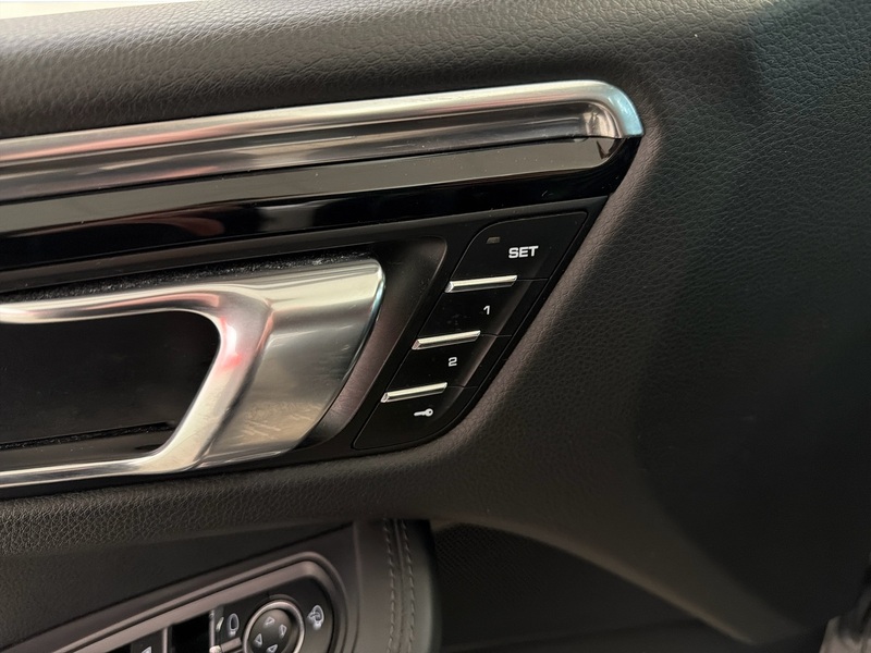 Porsche Macan vaihtoauto