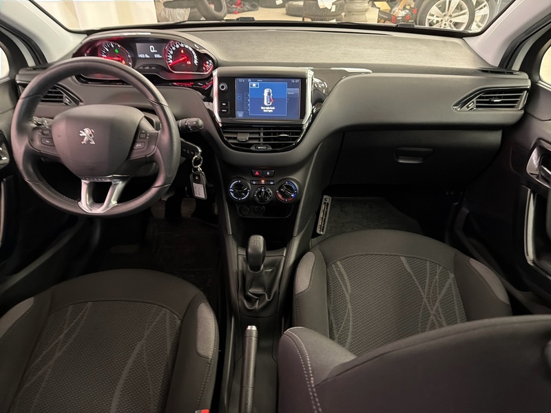 Peugeot 208 vaihtoauto