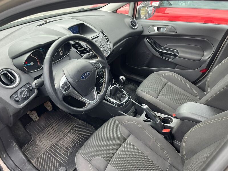 Ford Fiesta vaihtoauto