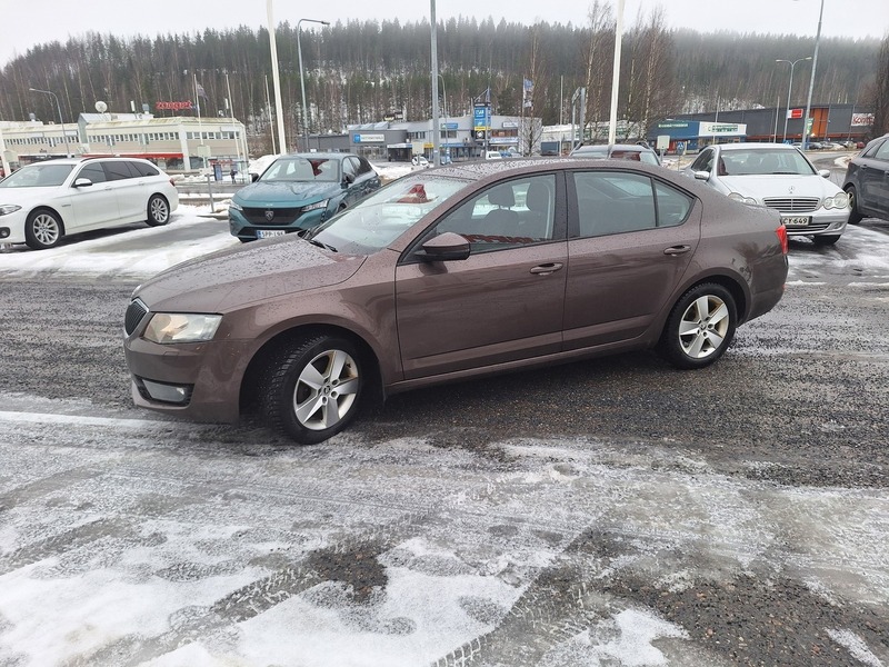 Skoda Octavia vaihtoauto