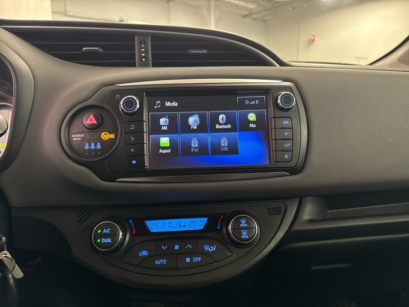 Toyota Yaris vaihtoauto