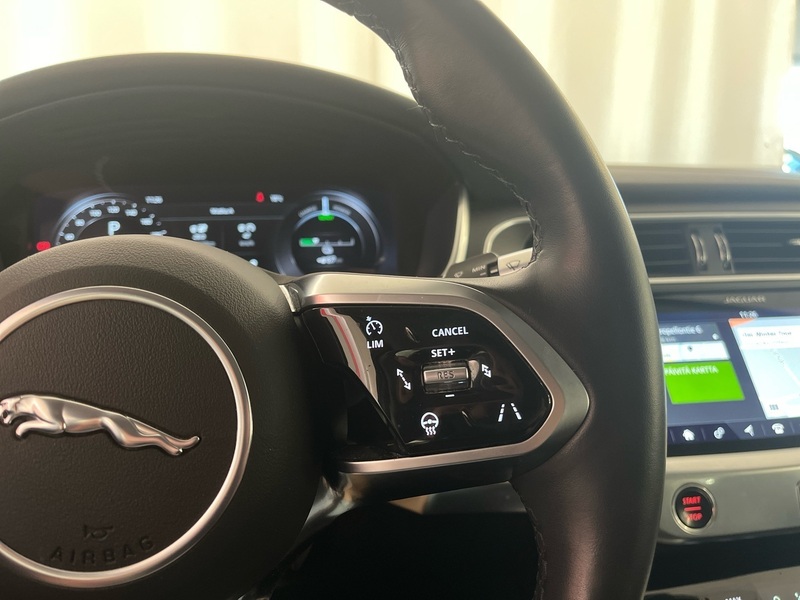 Jaguar I-PACE vaihtoauto