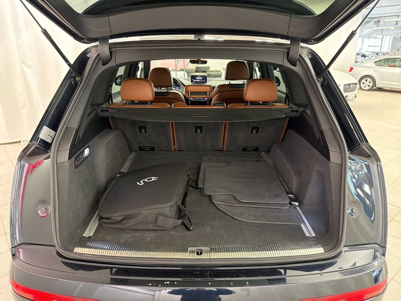 Audi Q7 vaihtoauto