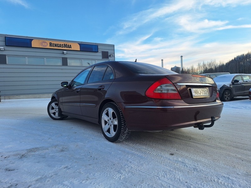 Mercedes-Benz E vaihtoauto