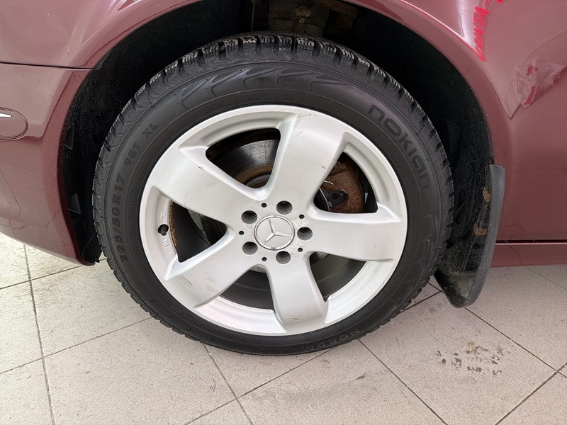 Mercedes-Benz E vaihtoauto