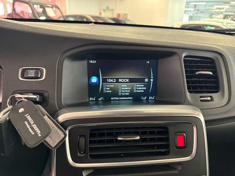 Volvo V60 Cross Country vaihtoauto