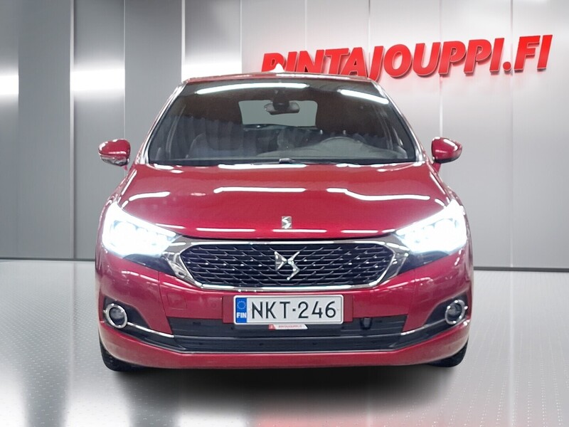 DS 4 vaihtoauto