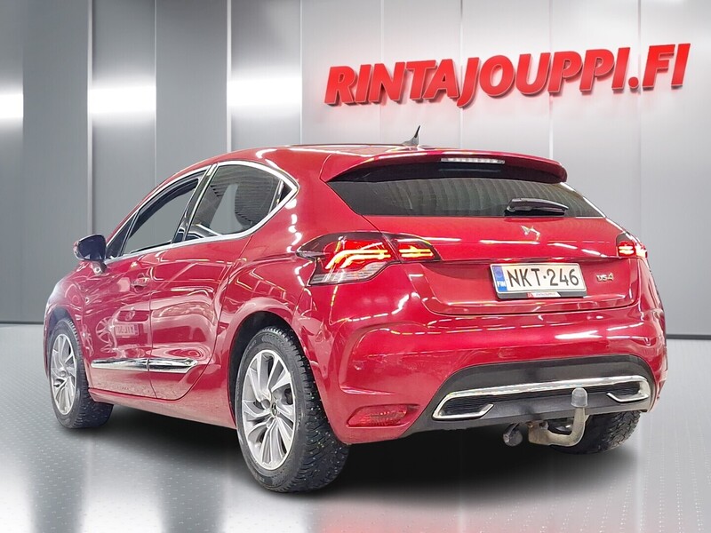 DS 4 vaihtoauto
