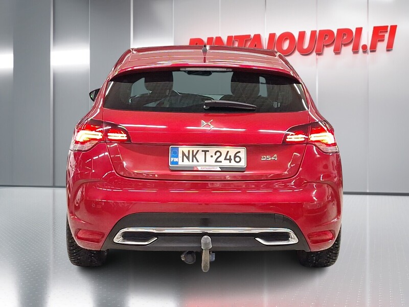 DS 4 vaihtoauto