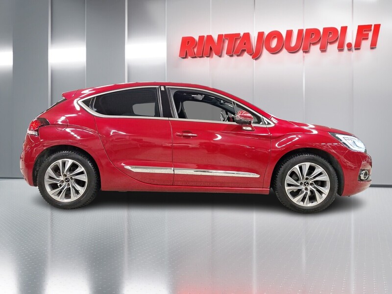 DS 4 vaihtoauto