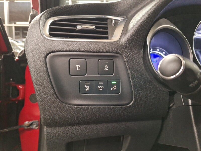 DS 4 vaihtoauto