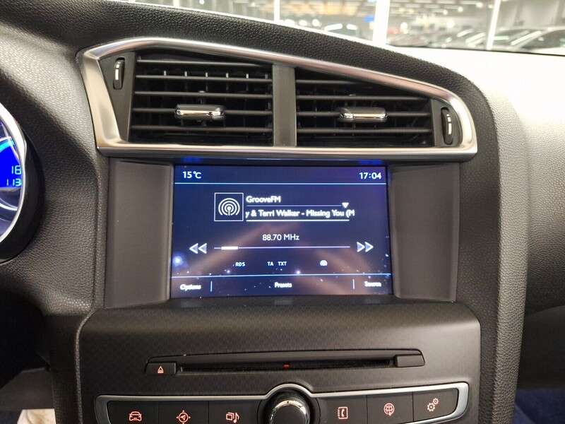 DS 4 vaihtoauto