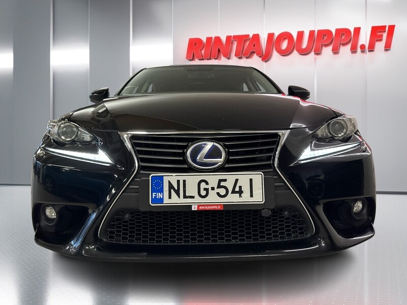 Lexus IS vaihtoauto