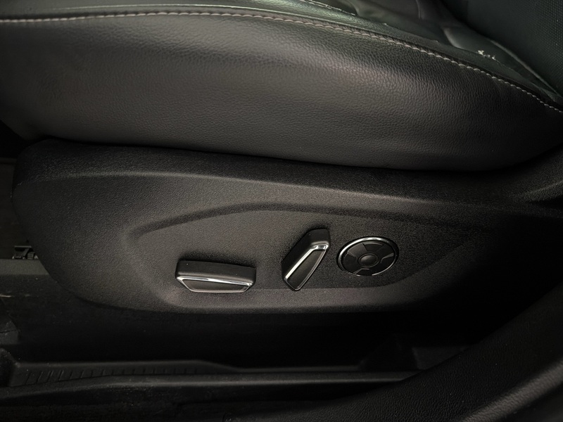 Ford S-MAX vaihtoauto