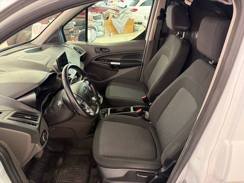 Ford Transit Connect vaihtoauto