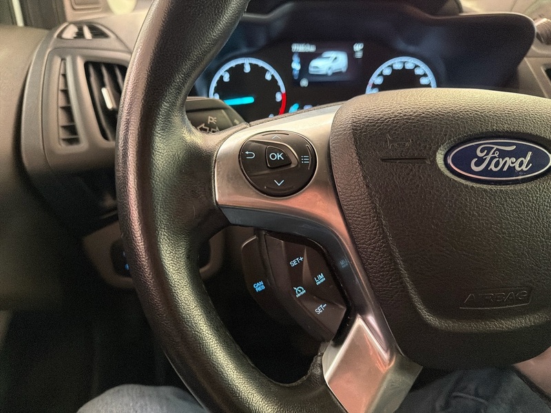 Ford Transit Connect vaihtoauto