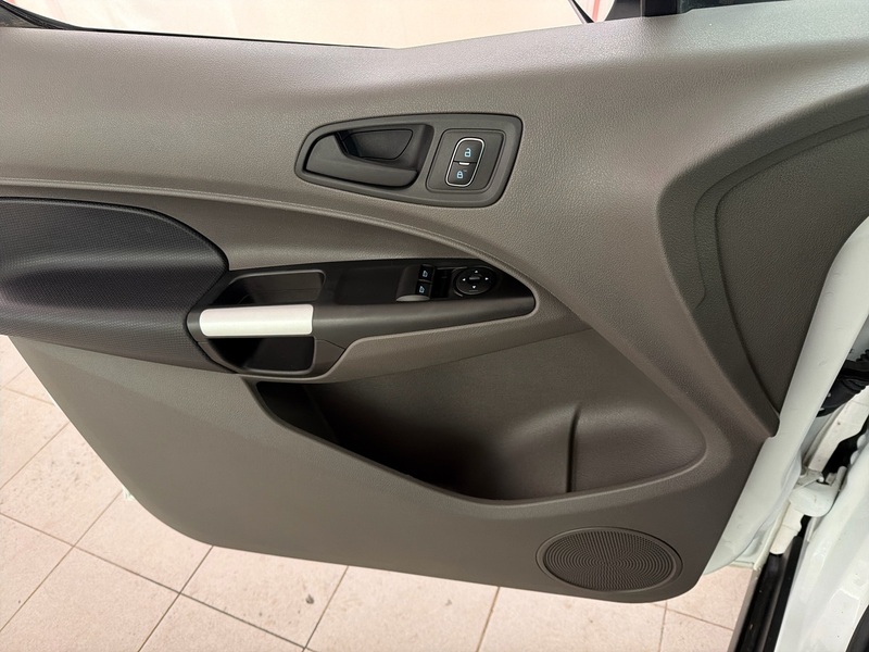 Ford Transit Connect vaihtoauto