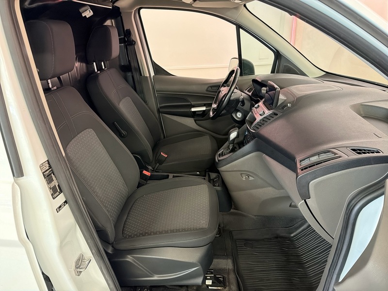 Ford Transit Connect vaihtoauto